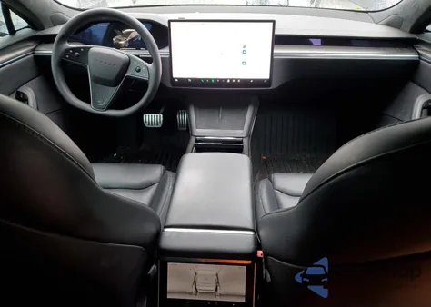 2022 Tesla Model S z USA, uszkodzony, nr VIN 5YJSA1E69NF478564